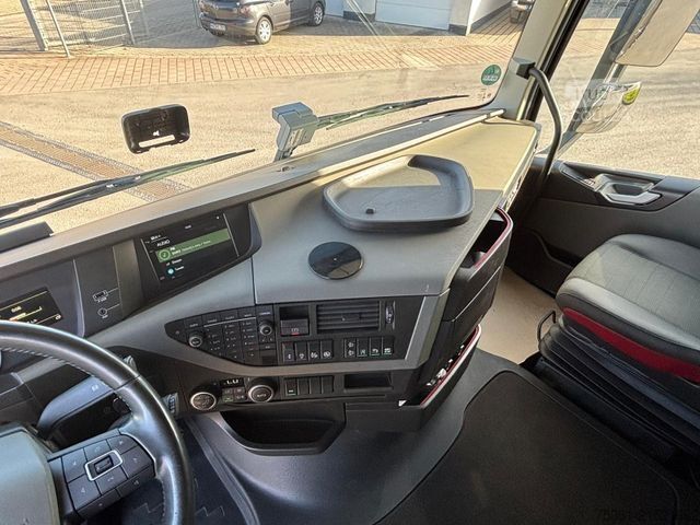 Trattore stradale volumetrico VOLVO FH 500  I-Save Globet. RETARDER X-LOW Hubsattel.