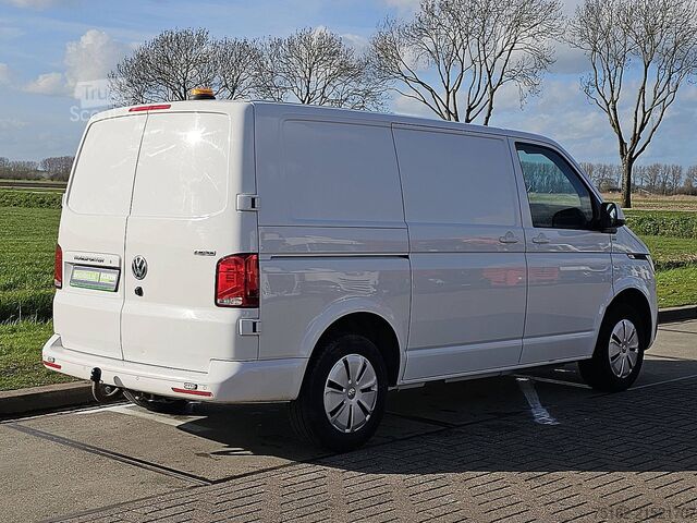 High-roof van VOLKSWAGEN TRANSPORTER 2.0 TDI L1H1 4MOTION LED!
