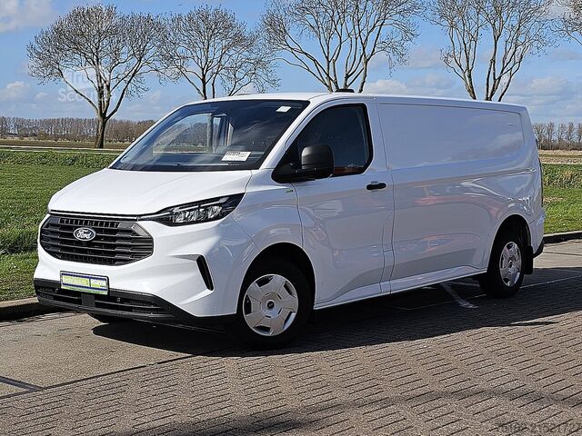 Carrinha de tejadilho alto FORD TRANSIT CUSTOM 2.0 L2H1 LED Navi