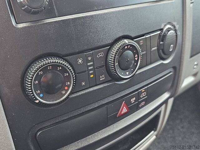 High-roof van VOLKSWAGEN CRAFTER