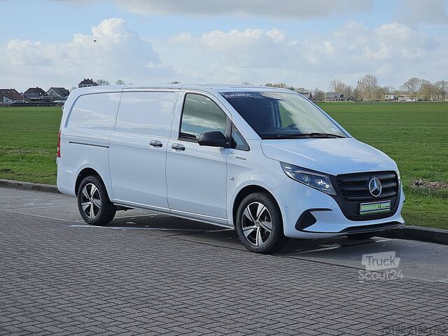 High-roof van MERCEDES-BENZ EVITO 112 60kWh 261Km WLTP
