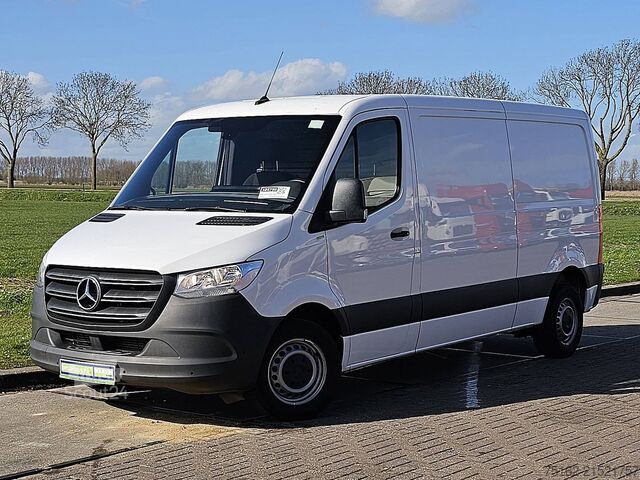 High-roof van MERCEDES-BENZ SPRINTER 314 L2H1 Navi Trekhaak