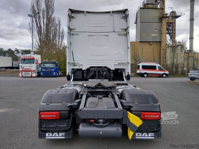 Standard tractor unit DAF XG+ 530 FT Intarder PCC 2x Tank Intarder