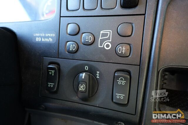 Jäähdytetyt/pakastetut kuljetukset Scania P280 6x2*4 - Euro 5 - laadklep - 3 compartiment...