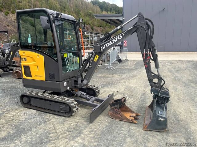 мини-экскаватор Volvo EC 18 E