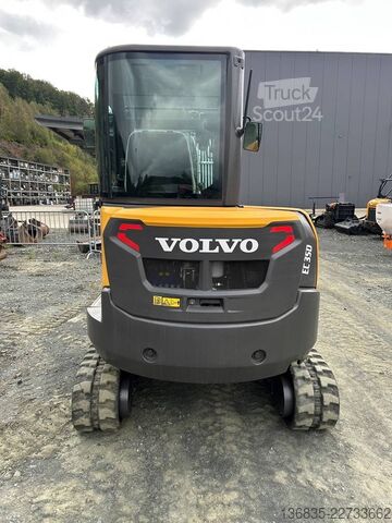 мини-экскаватор Volvo EC 35 D