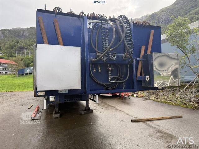 Zems iekrāvējs Istrail 3 akslet Low Loader Semi-Trailer with Hydraulic Ra