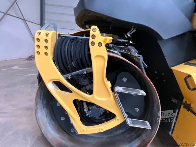 тандемный каток Bomag BW 174 A P AM