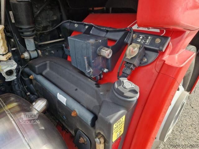 Vaarallisten aineiden kuorma-auto Iveco Stralis NP460