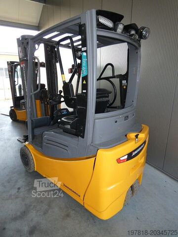 Frontgaffeltruck Jungheinrich EFG 220 - 470 DZ