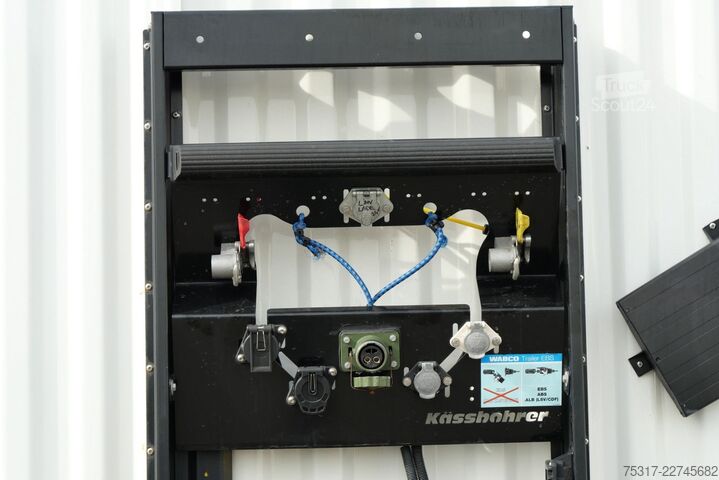 Фургон-полуприцеп KÄSSBOHRER XJ2 /CITY KOFFER/LBW 2500 kg /TRIDEC /BPW /ALU