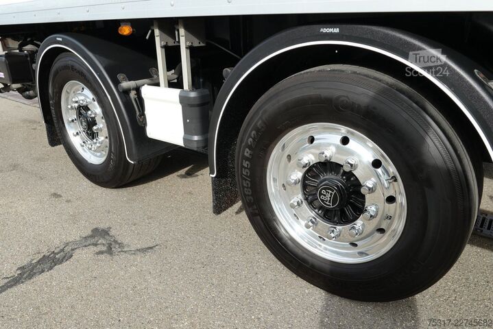 Фургон-полуприцеп KÄSSBOHRER XJ2 /CITY KOFFER/LBW 2500 kg /TRIDEC /BPW /ALU