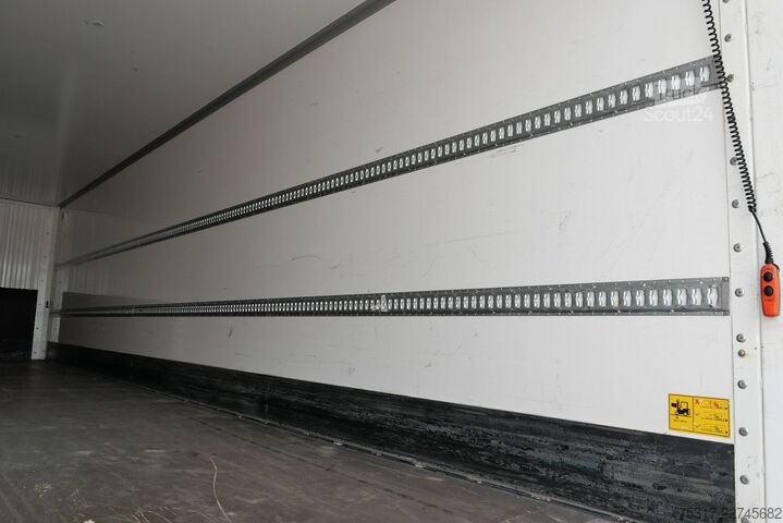 Фургон-полуприцеп KÄSSBOHRER XJ2 /CITY KOFFER/LBW 2500 kg /TRIDEC /BPW /ALU