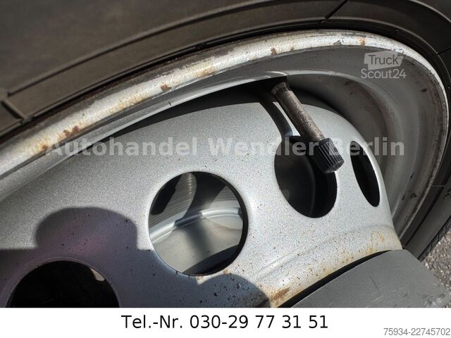 Vatrogasno vozilo MERCEDES-BENZ Sprinter 516 CDI RTW Fahrtec Trage & Sessel