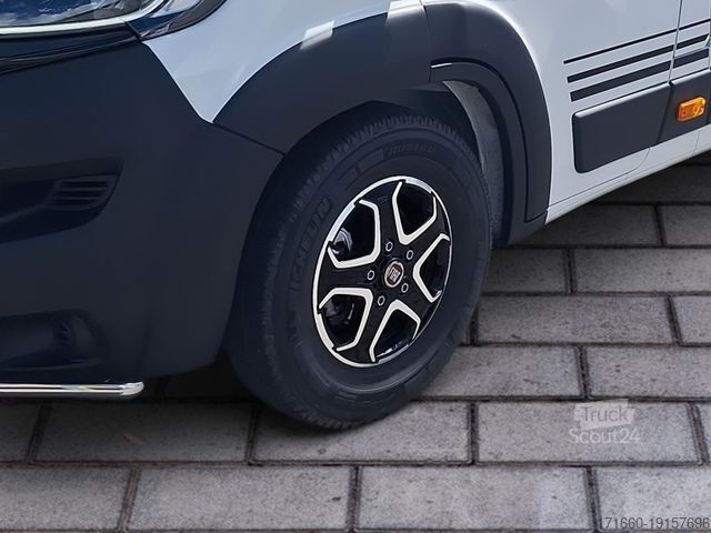 Obytné vozidlo BÜRSTNER Campeo C 640 Black Forest