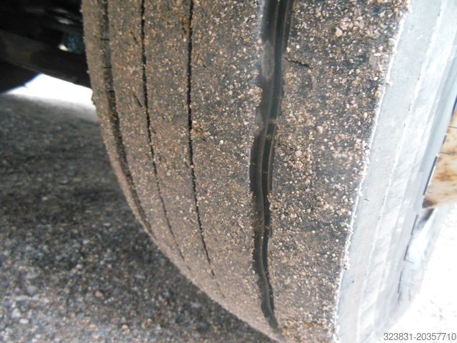 Autocarro con cassone fisso RENAULT Midlum 280.12 DXI, Plattform 8,5 m, Euro 5