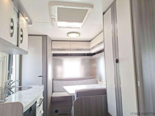 Caravan HOBBY OnTour 390 SF