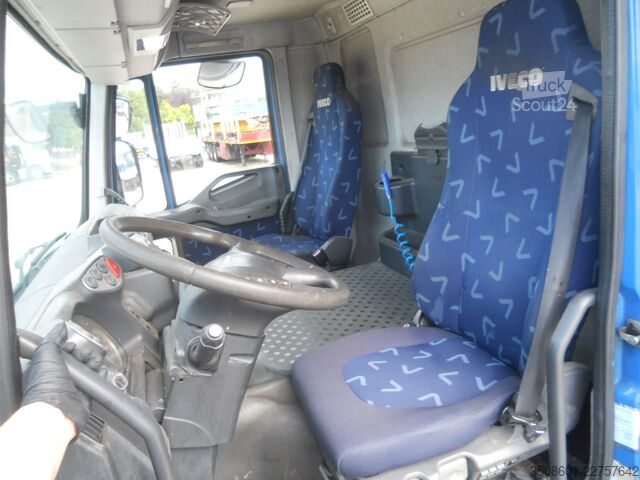 Grue montée sur camion Iveco Stralis AD 260