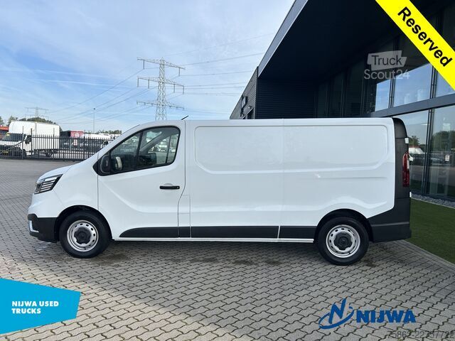 фургон-панель Renault Trafic 110 L2H1 Navigatie + Parkeersensoren