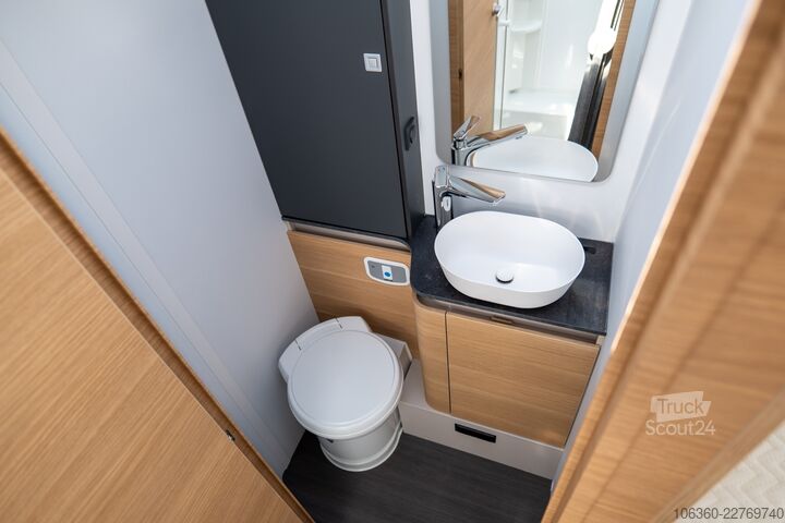 ADRIA MATRIX 670 SL - 60Y ПОЛУИНТЕГРАЛНА НОВА ADRIA MATRIX 670 SL - 60Y