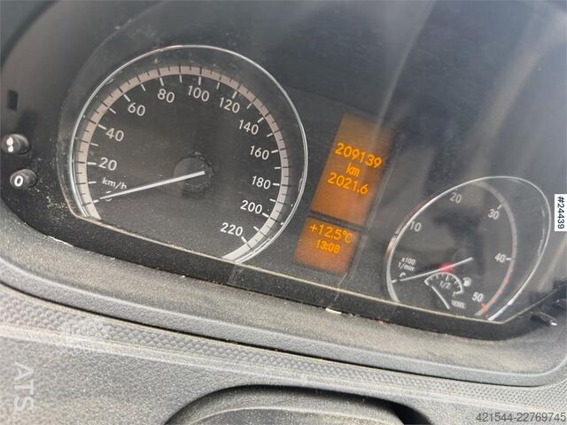 Aukšto stogo universalas Mercedes-Benz Vito