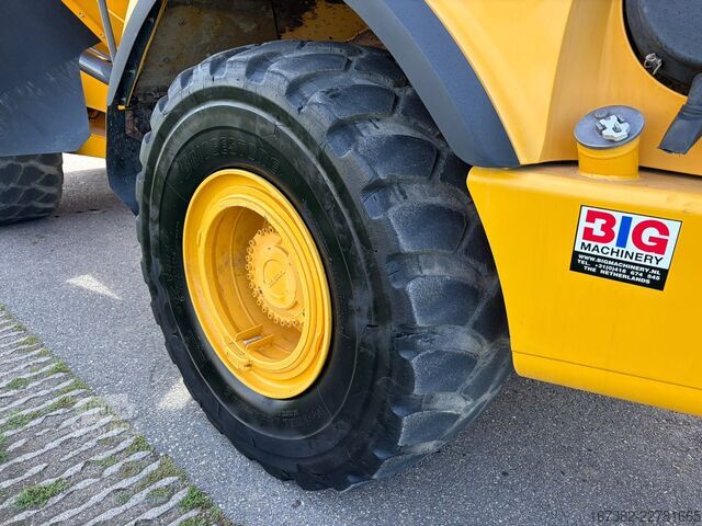 Muldenfahrzeug Volvo A30F