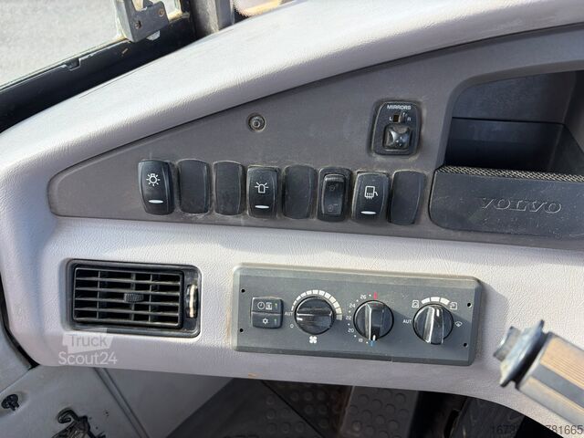 Muldenfahrzeug Volvo A30F