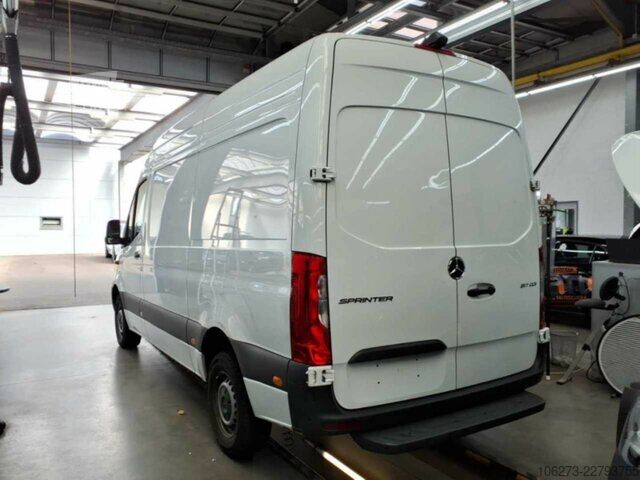 Varevogn Mercedes-Benz Sprinter 317 CDI,L2H2,Automatik,Kamera,Navi