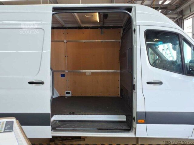 Varevogn Mercedes-Benz Sprinter 317 CDI,L2H2,Automatik,Kamera,Navi