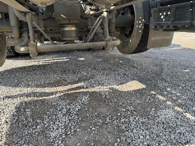 Camion porte-caisses amovibles Mercedes-Benz Actros 2540 BDF exBW Fahrsch BIG KM 96