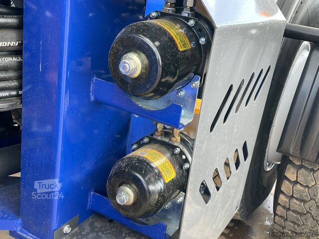  Giga power GW5500 Self Loading Concrete Mixer