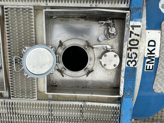 Conteneur-citerne Van Hool 34.600L / 1-comp. + baffles / 20FT swapbody / U...