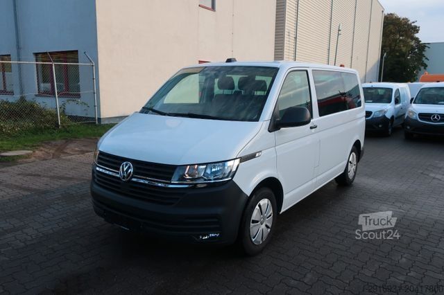 Kleinbus VOLKSWAGEN T6.1 Transporter Kombi FWD/9 Sitze/Klima/FN:180