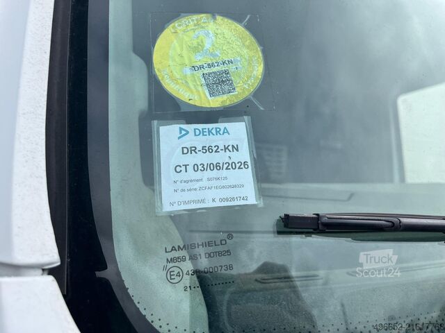 Box truck Iveco eurocargo 120e22