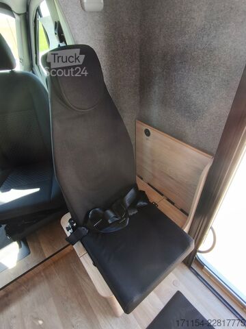 Teilintegriertes Wohnmobil DETHLEFFS Just Go! T 6815 EB Hubbett,Automatik,5 Personen