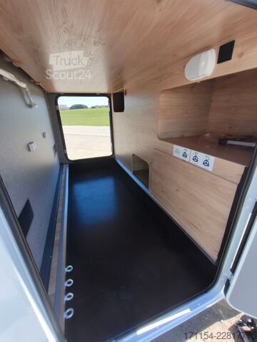 Teilintegriertes Wohnmobil DETHLEFFS Just Go! T 6815 EB Hubbett,Automatik,5 Personen