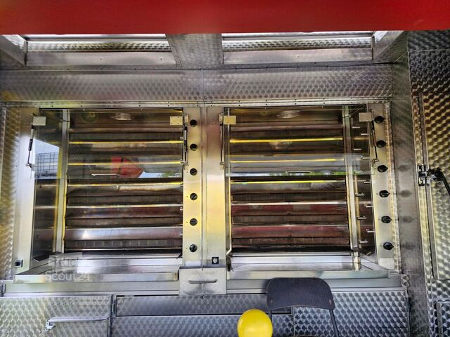 Aangepaste bestelwagen FIAT Hähnchengrill / Foodtruck