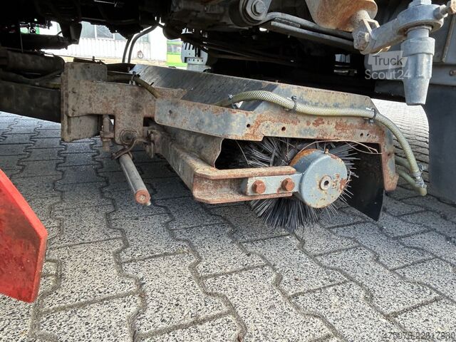 Пътна метачка машина MERCEDES-BENZ Atego 1324 / Bucher CityFant 6000
