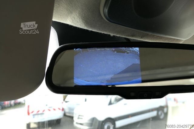 Vrachtwagen met bakwagen PEUGEOT Boxer 165 Maxi Koffer 4,26m LBW Klima Kamera