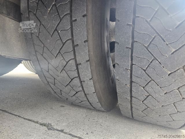 Gru montata su autocarro MERCEDES-BENZ Antos 2551 * FASSI KRAN 20M * ACC * KLIMA