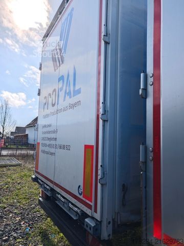 Semi-remorque bâchée KÖGEL MEGA Hubdach, Vario FIX, 1. Liftachse