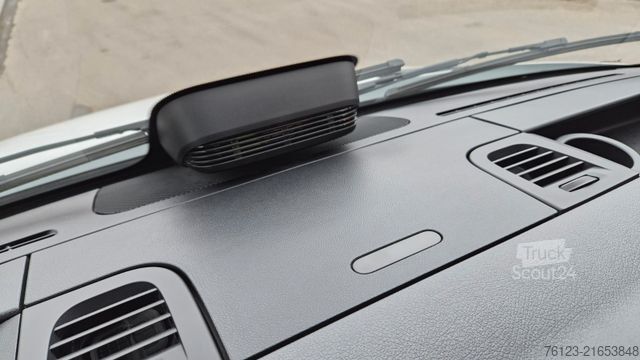 Minibus MERCEDES-BENZ 515 Sprinter 22 Schlafsessel Lagerfahrzeug S