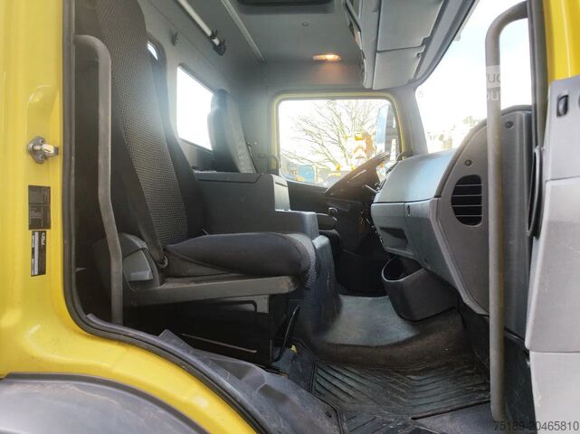 Πλατφόρμα ανύψωσης Mercedes-Benz Atego 918 4x4 Palfinger P210BK