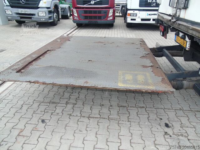 Transport réfrigéré/congélé Schmitz Cargobull + CARRIER VECTOR 1950 + LIFT + APK 07-26