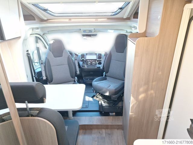 Camping-car semi-intégré CARADO V 132