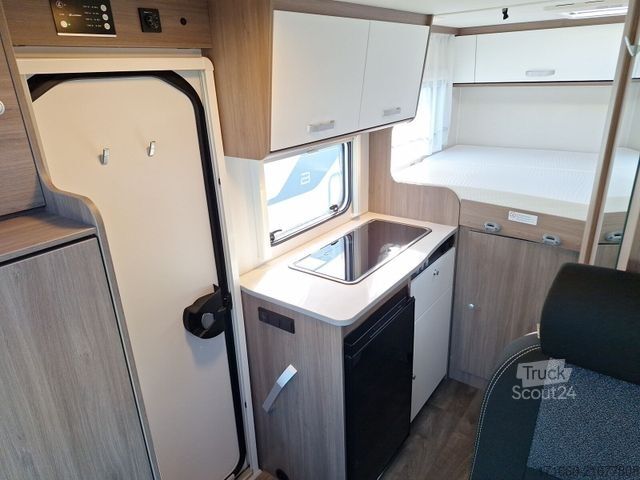 Camping-car semi-intégré CARADO V 132