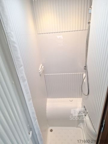 Camping-car semi-intégré CARADO V 132