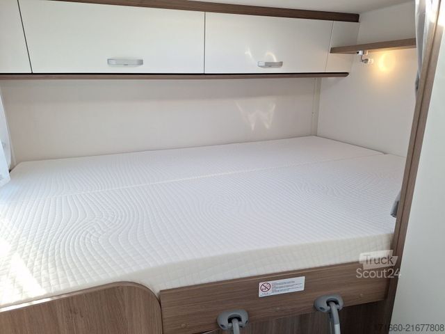 Camping-car semi-intégré CARADO V 132