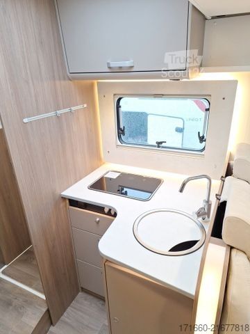 Camping-car semi-intégré CARADO T 447 ACC, HUBBETT, SAT+TV, NAVI+RFK