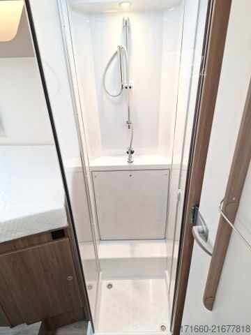 Camping-car semi-intégré CARADO T 447 ACC, HUBBETT, SAT+TV, NAVI+RFK